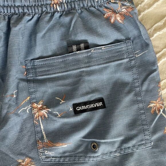 Quiksilver Blue Board Shorts with Tropical Print - Picture 4 of 7